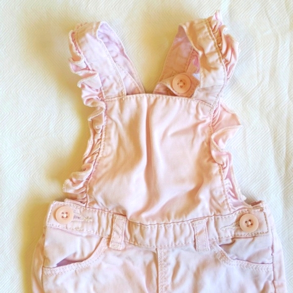 ✨host pick✨george pastel pink overalls with ruffle detail 3 months baby girl - Picture 2 of 6